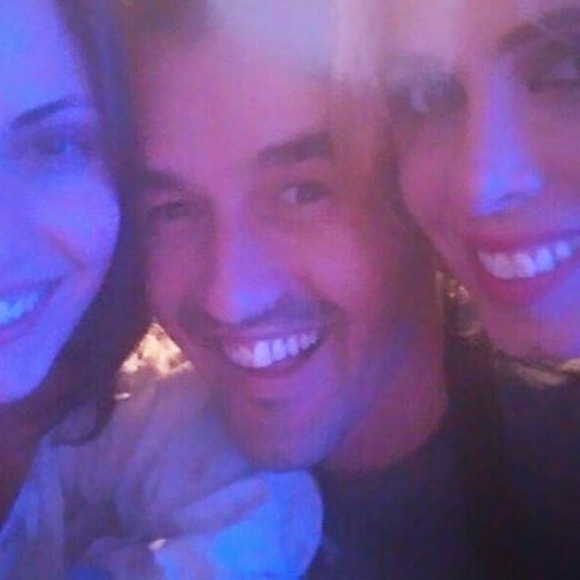 Meet your Posher, Bh - Picture 1 of 1